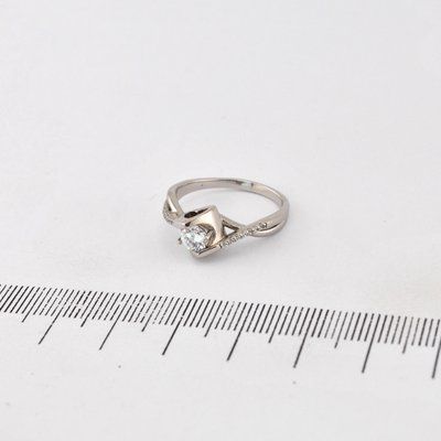 Каблучка Xuping з медичного золота родій (03697-17) 03697-17 фото